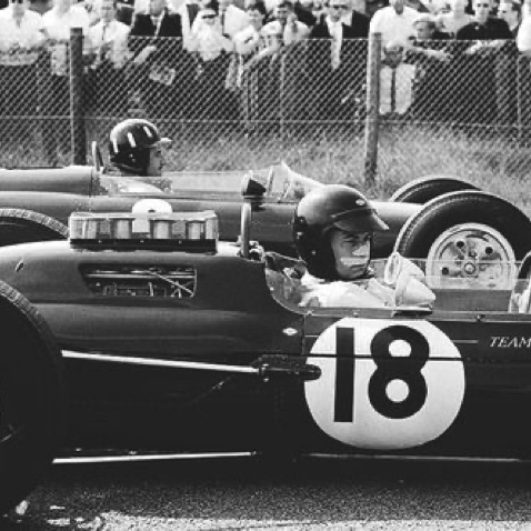 GP de Hollande à Zandwoort : Jim part aux côtés de Graham Hill GP de Hollande à Zandwoort : Jim part aux côtés de Graham Hill